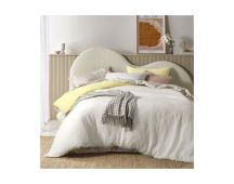 Hugo Butter White Reversible Coverlet