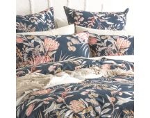 300 TC Waratah Cotton Reversible Midnight European Pillowcase by Renee Taylor