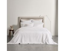 Bianca Evora White Cotton Jacquard Coverlet Set Queen/King